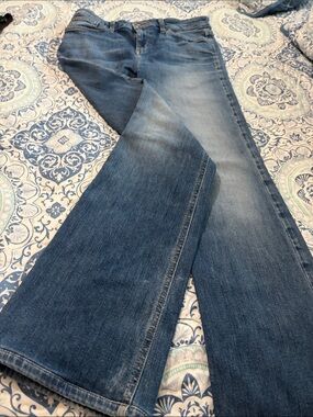 Joe's Jeans Women's Boot Cut Jeans in Medium Blue